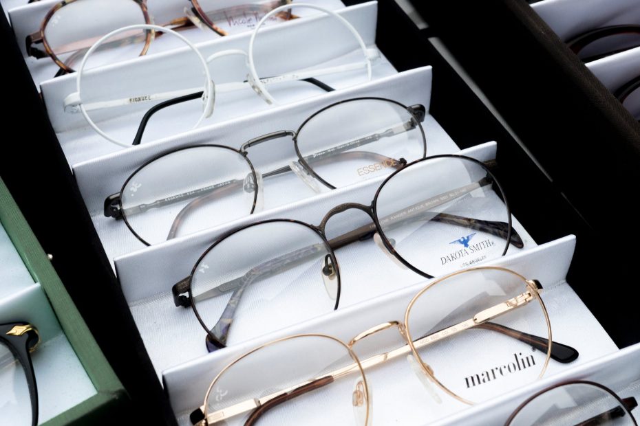 different choices of eyeglasses